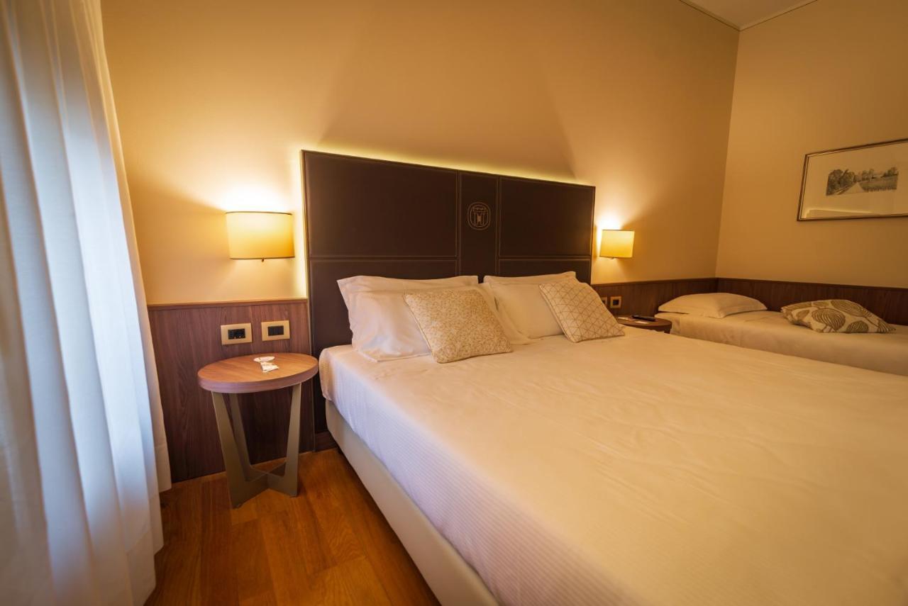 Hotel Alla Torre Кастельфранко-Венето Экстерьер фото