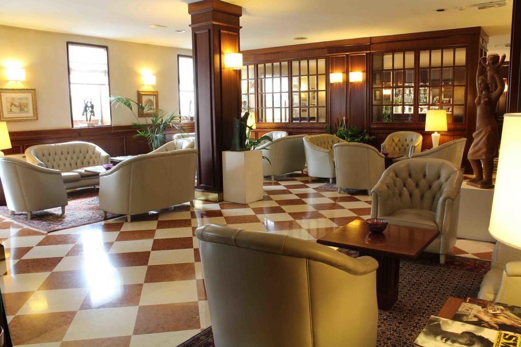 Hotel Alla Torre Кастельфранко-Венето Экстерьер фото